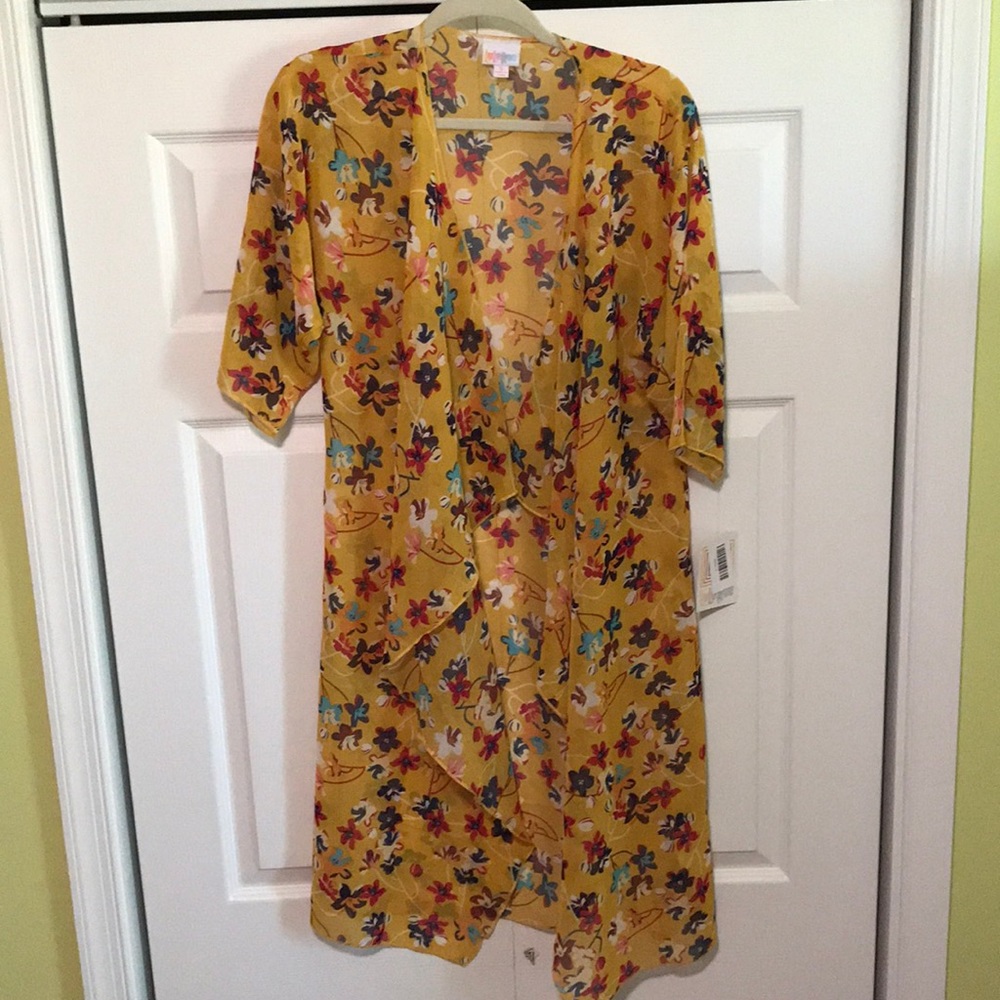 NWT LuLaRoe Small Shirley